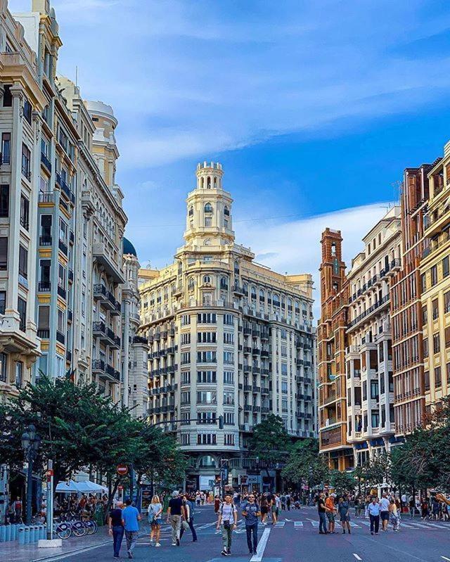 Avakian Valencia Centro Valência Exterior foto